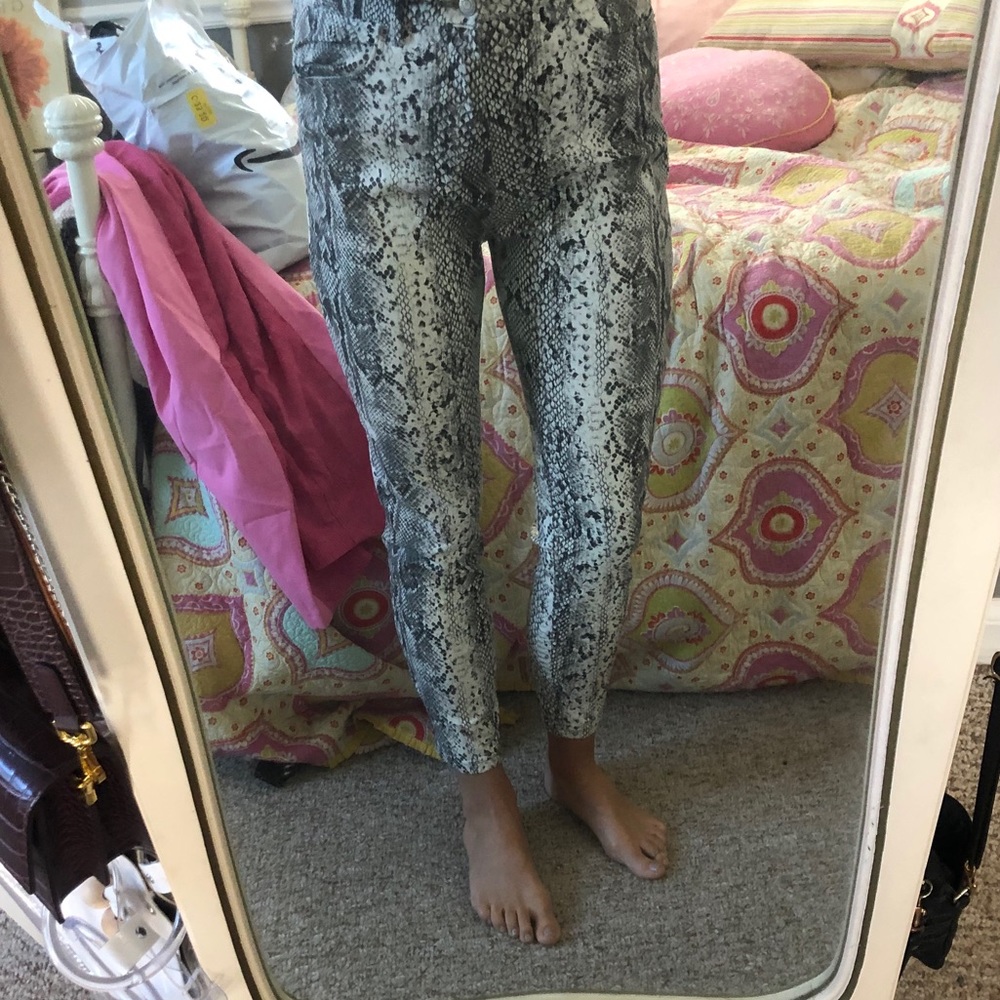 Snakeskin 7/8 pants